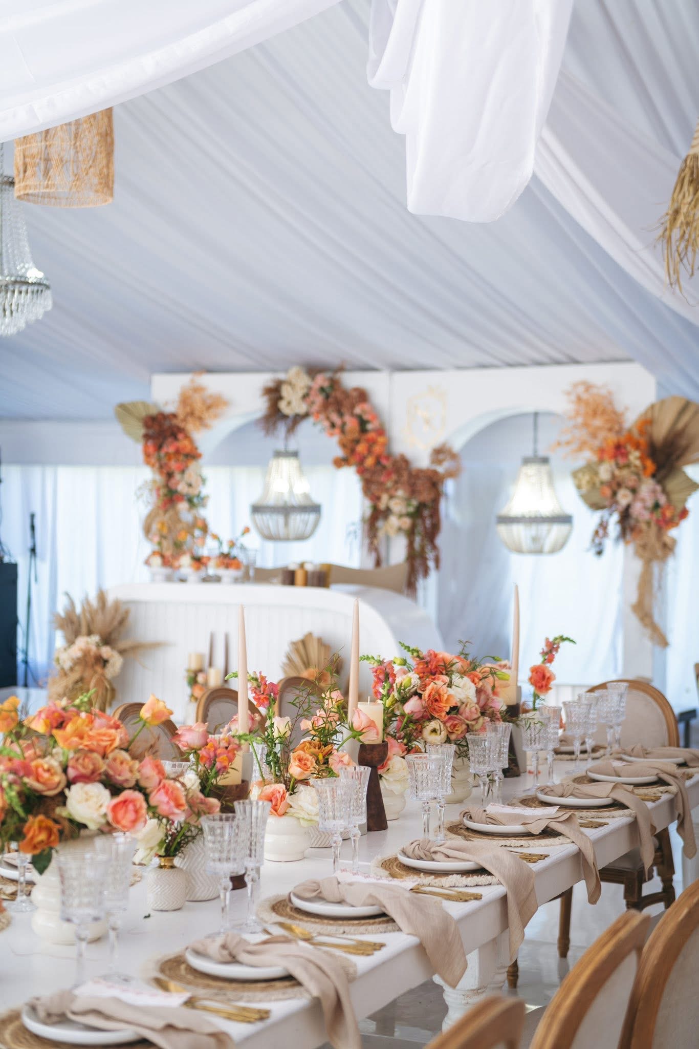 Screens & Projectors Image